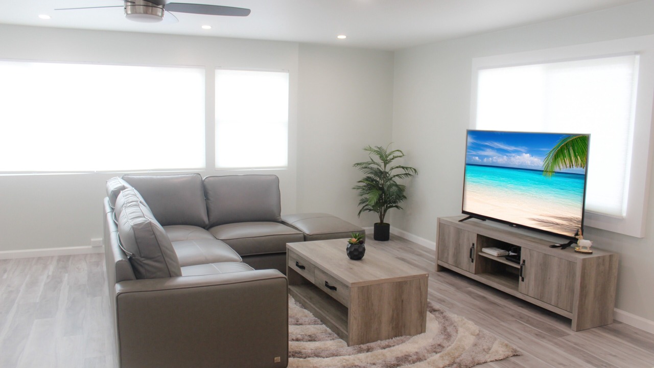 Photo of Livingroom in McCully - Moiliili