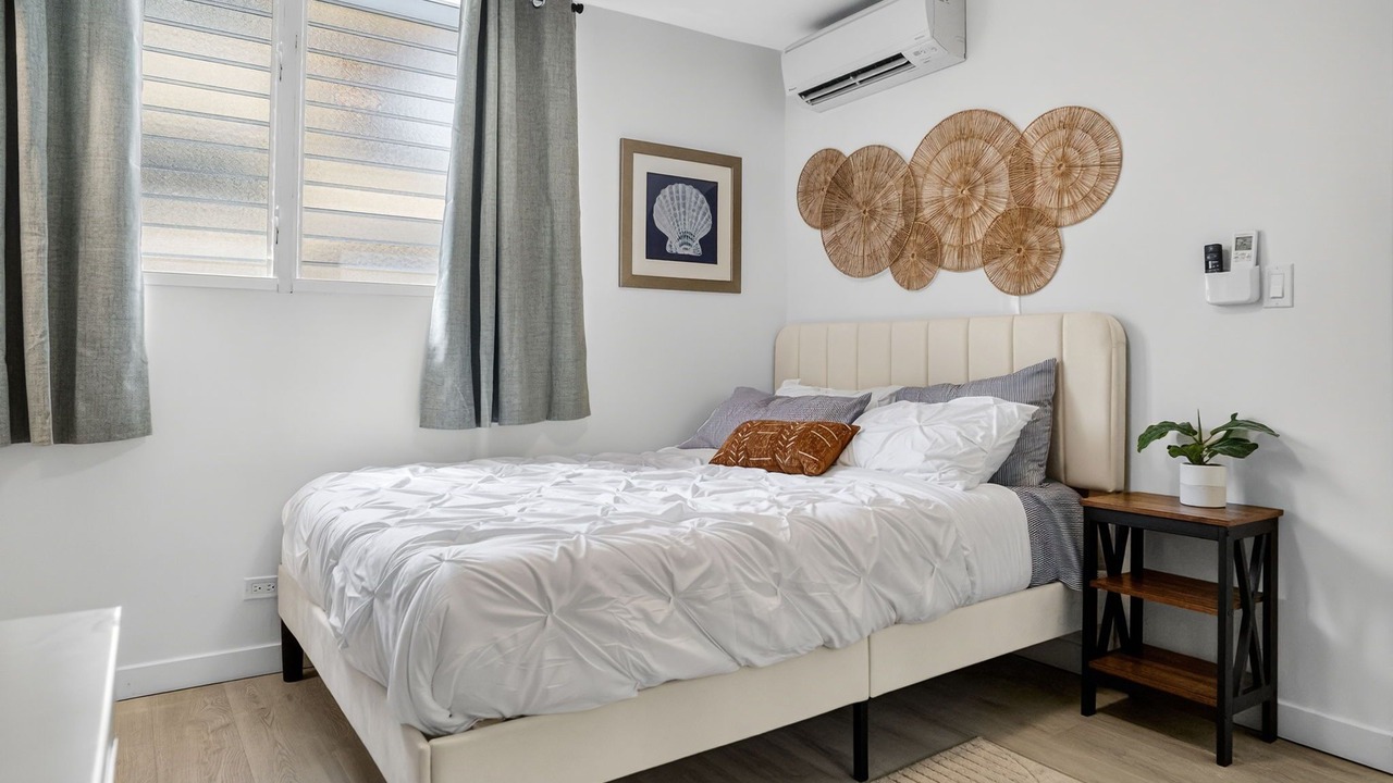 Photo of Bedroom in Waikiki