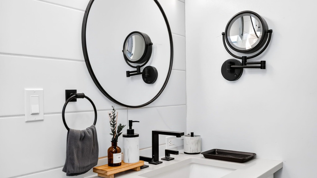 Photo of Bathroom in Waikiki