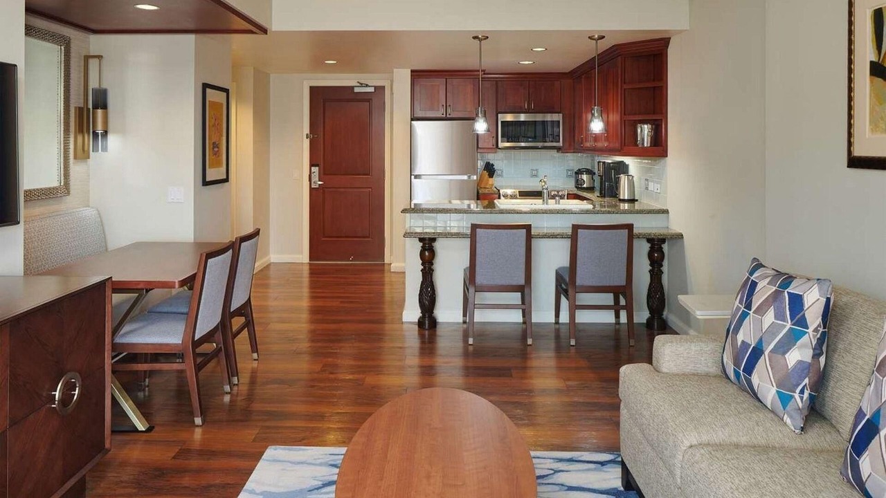 Photo of Livingroom in Waikiki