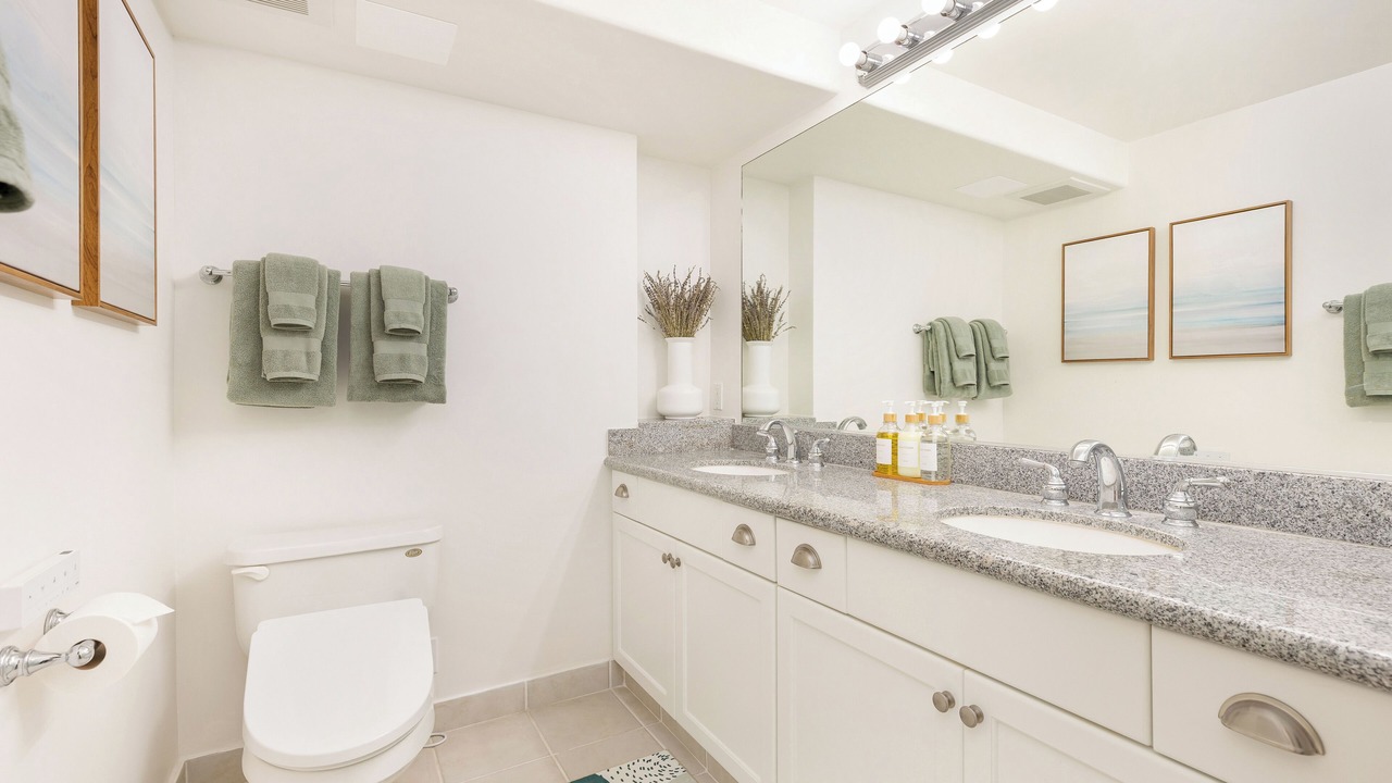 Photo of Bathroom in Waikiki
