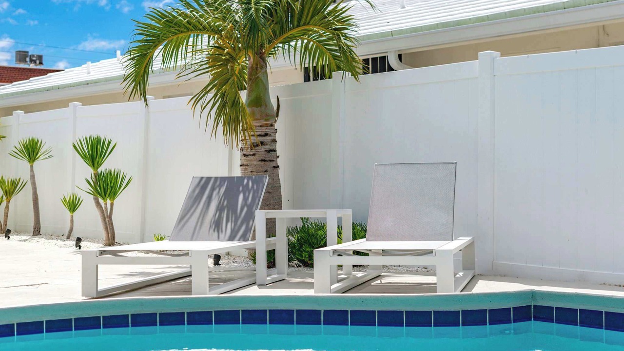 Photo of Outdoor in Dolphin Isles