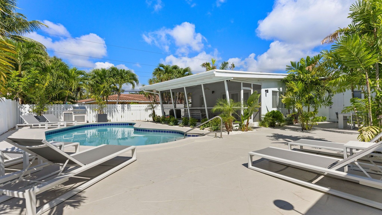 Photo of Outdoor in Dolphin Isles