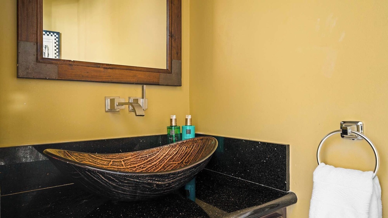 Photo of Bathroom in Poipu