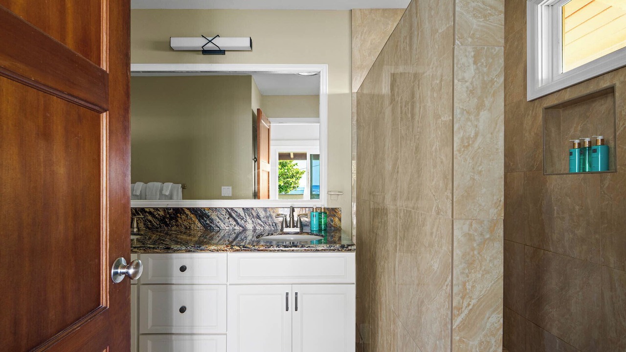 Photo of Bathroom in Poipu
