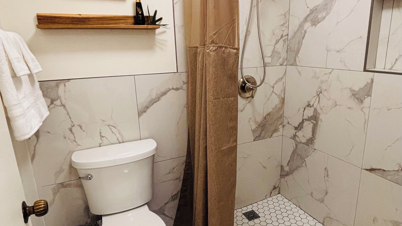 Photo of Bathroom in Wailua