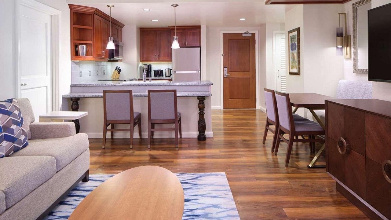 Photo of Livingroom in Waikiki