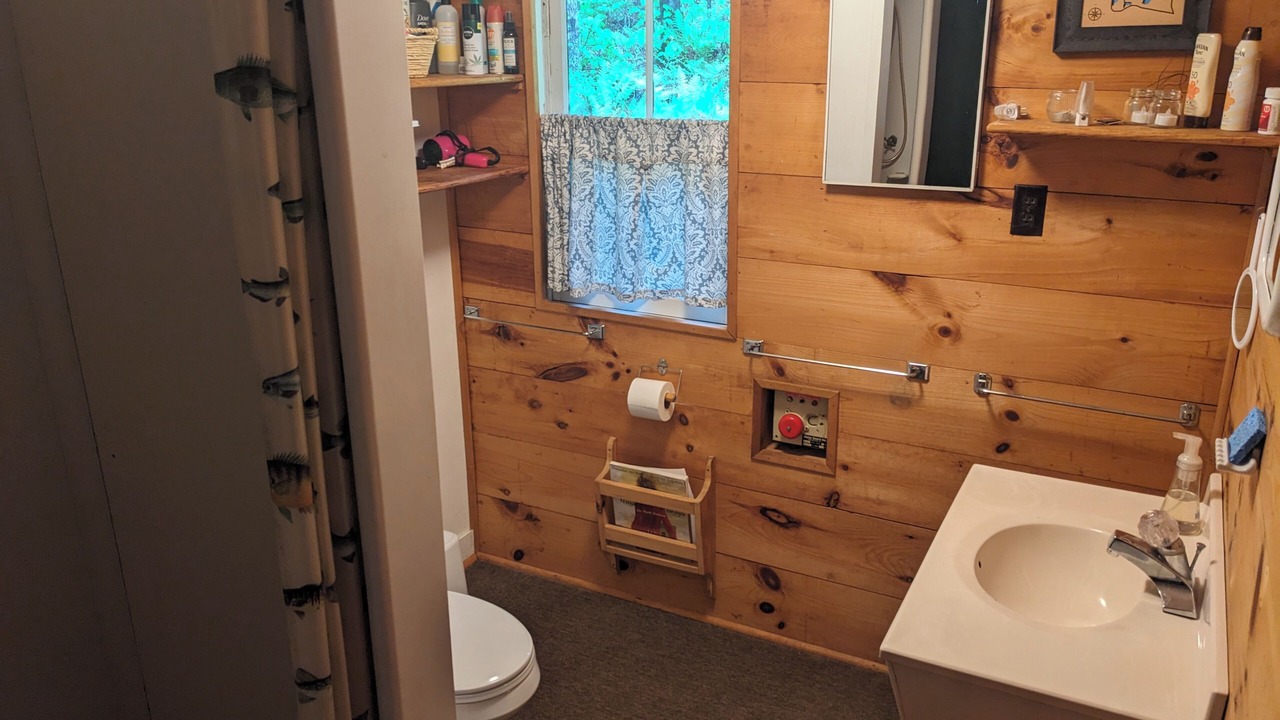 Photo of Bathroom in Readfield