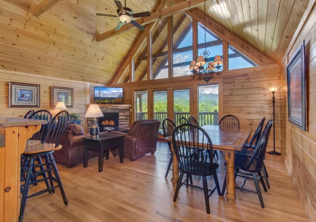 Photo of Livingroom in Black Bear Falls