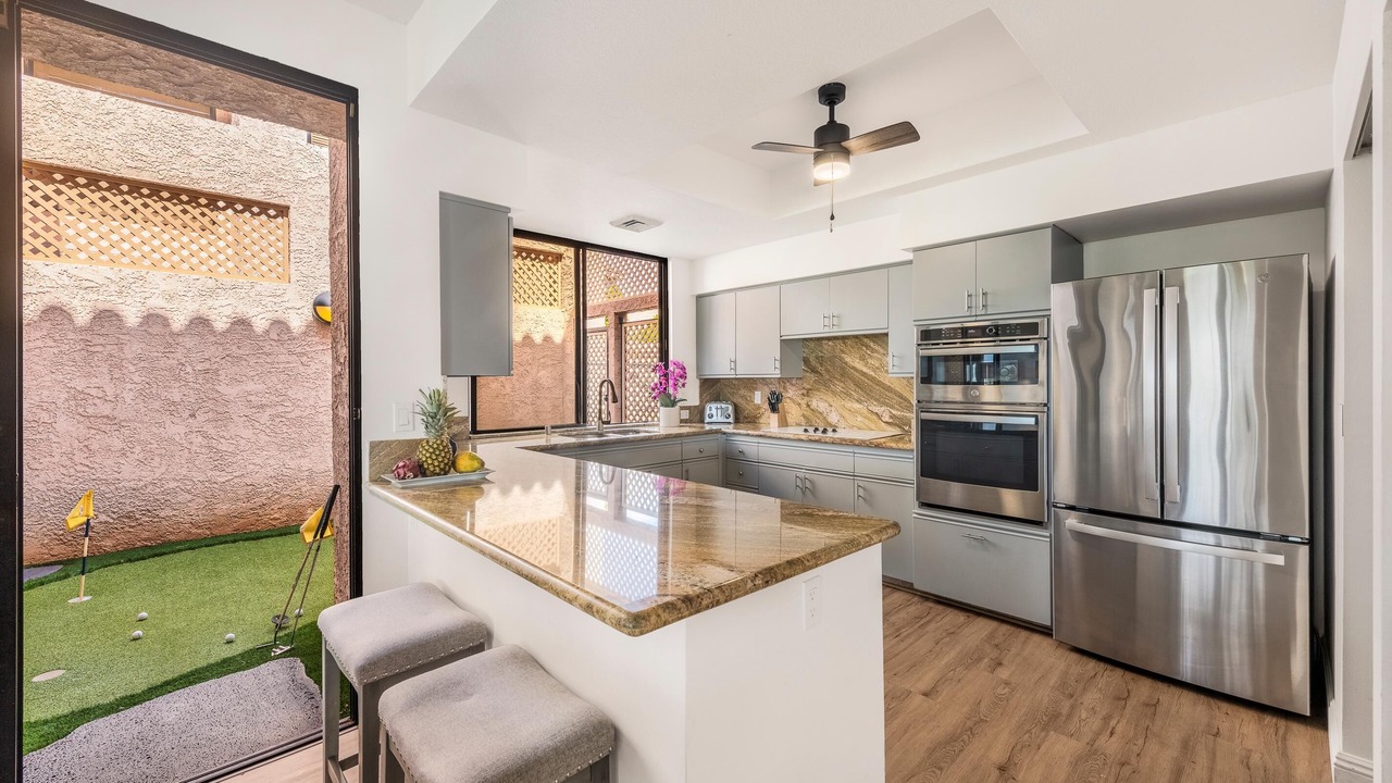 Photo of Kitchen in Waikoloa