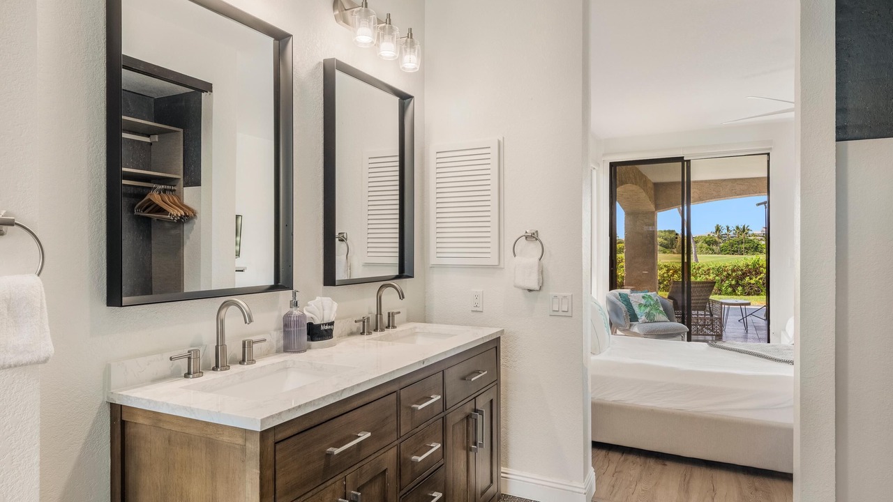 Photo of Bathroom in Waikoloa