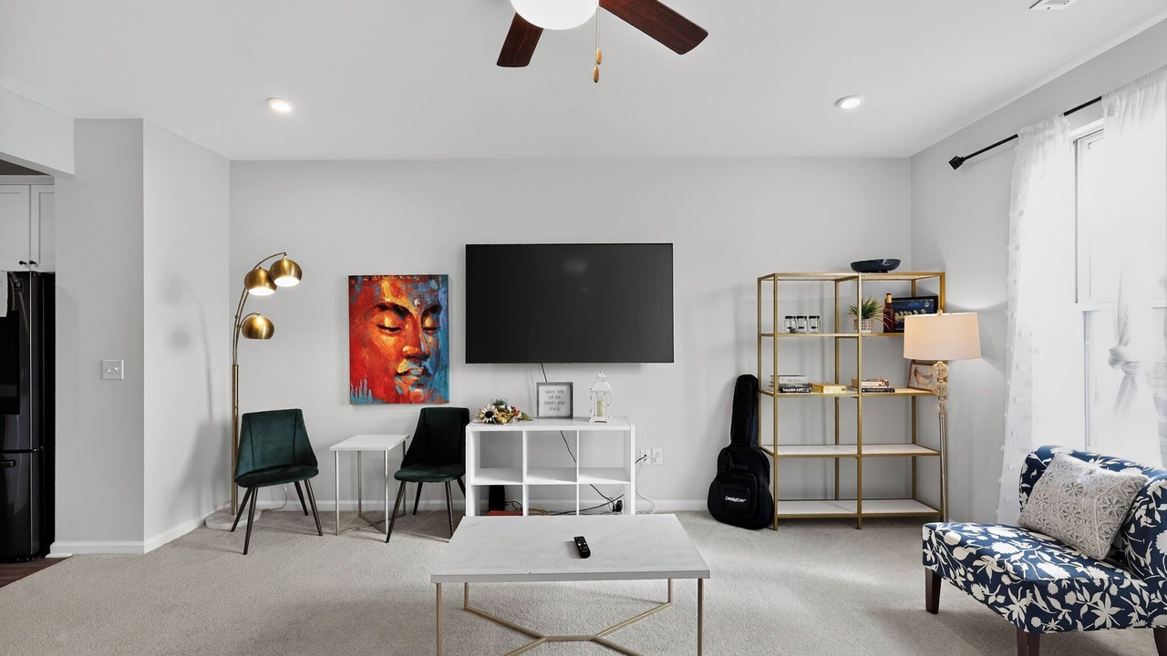 Photo of Livingroom in Cary