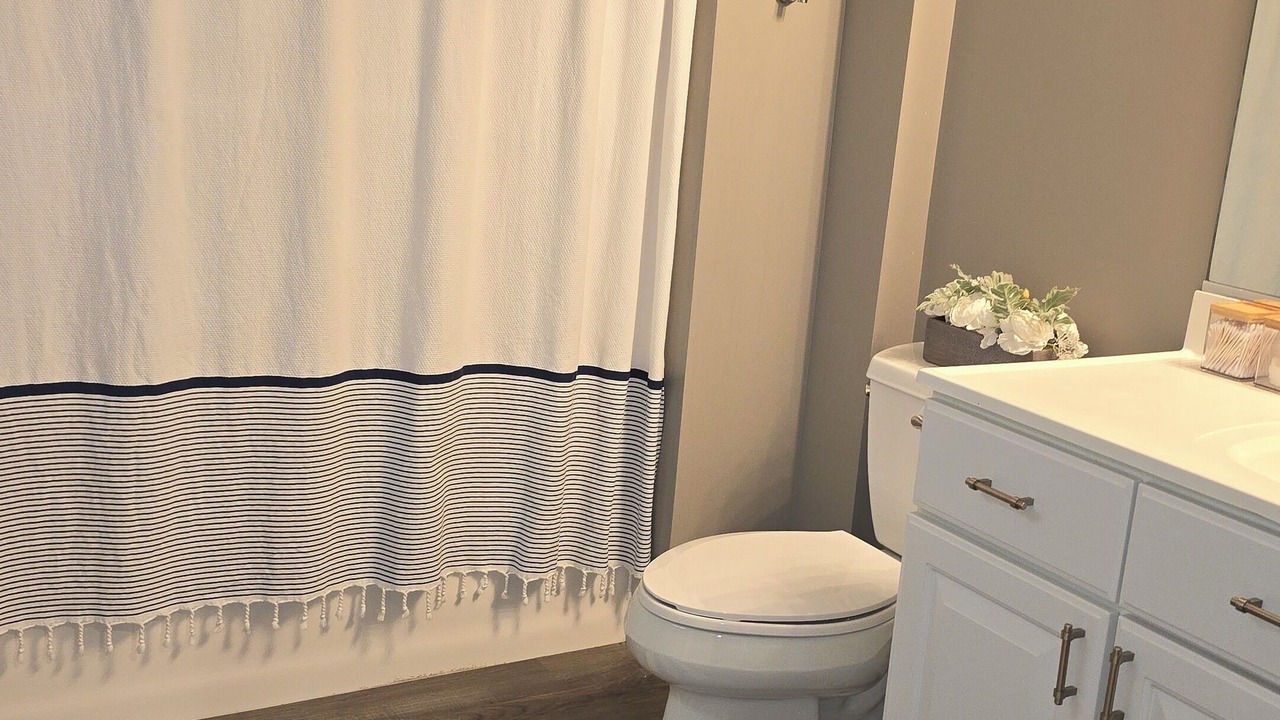 Photo of Bathroom in Forestview