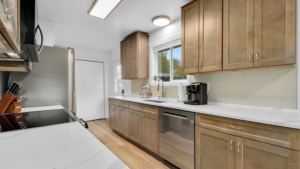 Photo of Kitchen in Northeast Anchorage