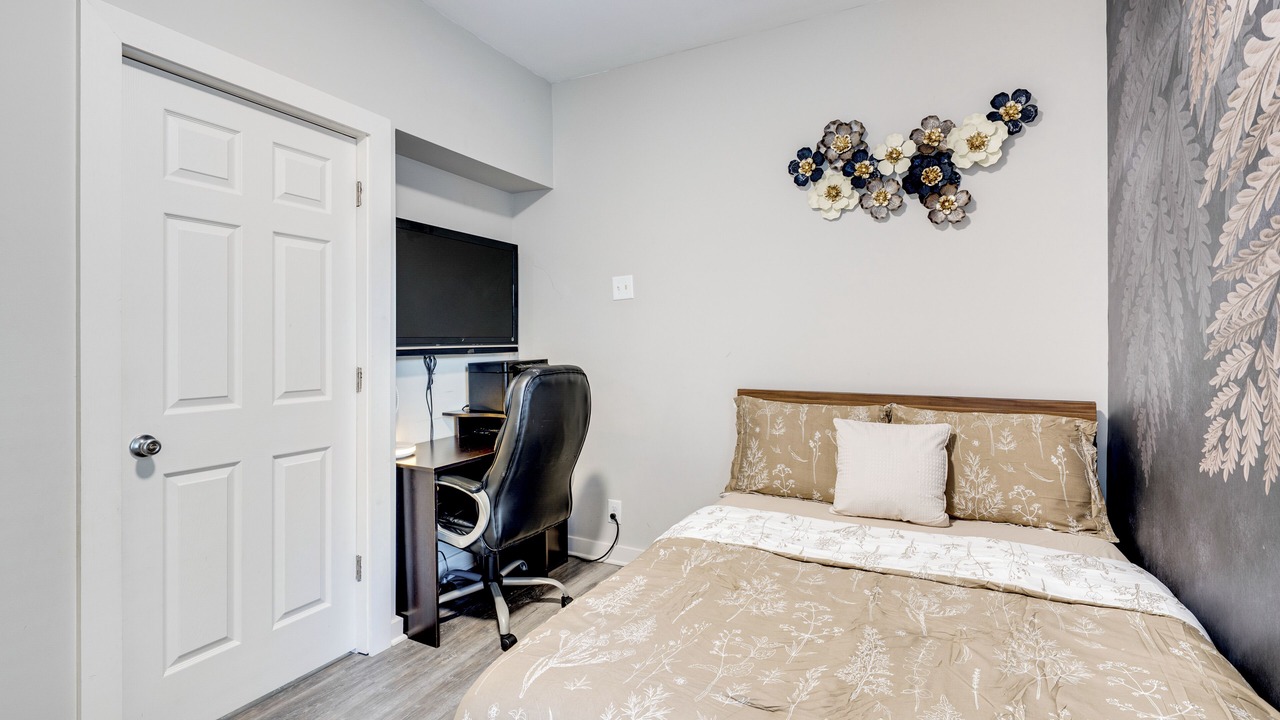 Photo of Bedroom in Elgin