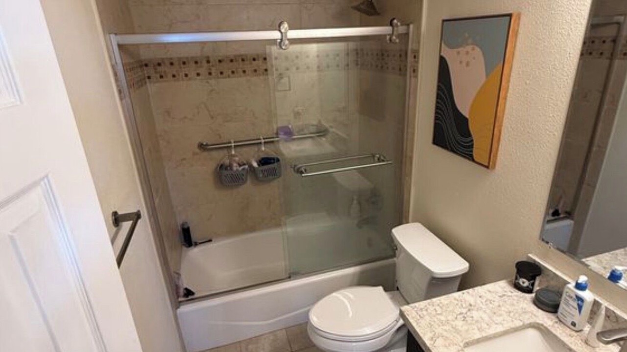 Photo of Bathroom in McCully - Moiliili
