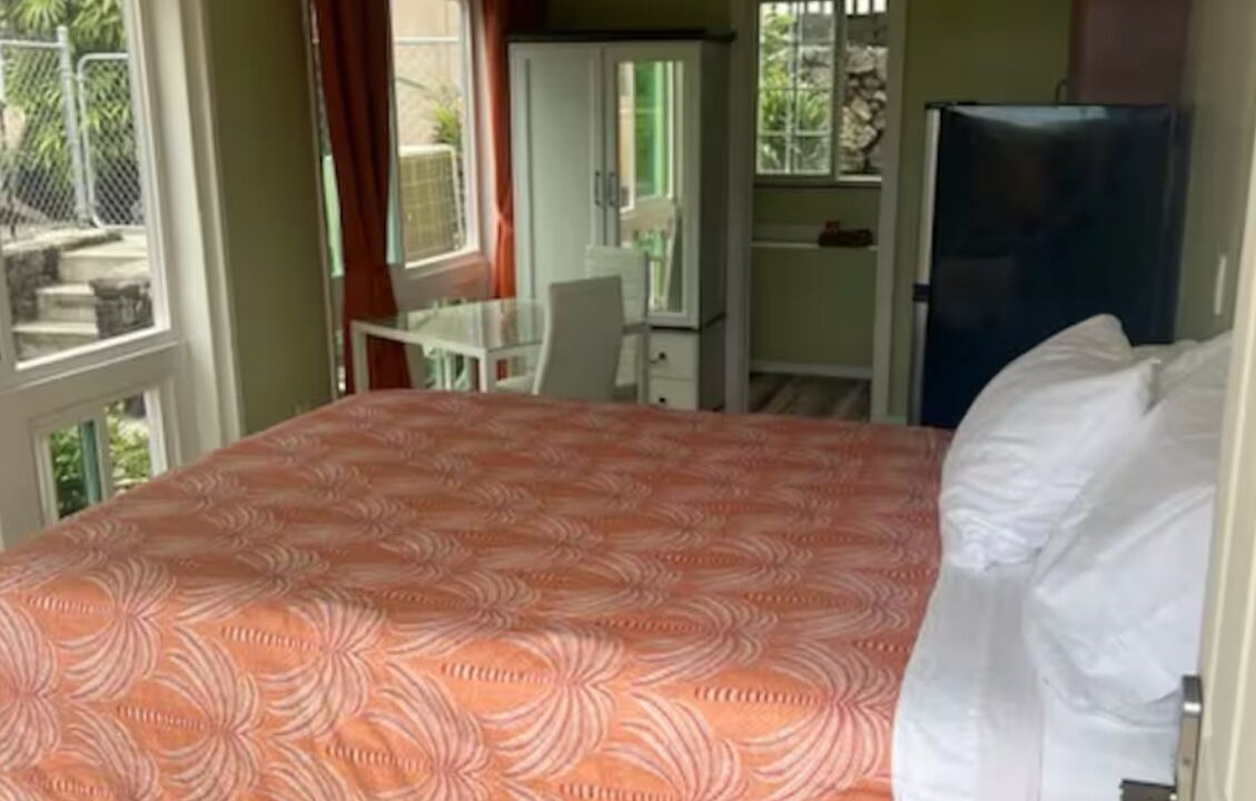 Photo of Bedroom in Historic Kailua Village