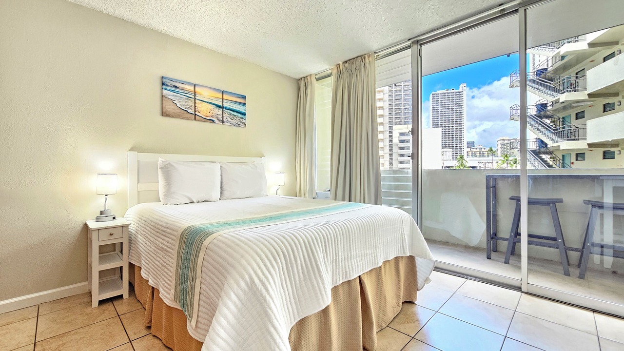 Photo of Bedroom in Waikiki