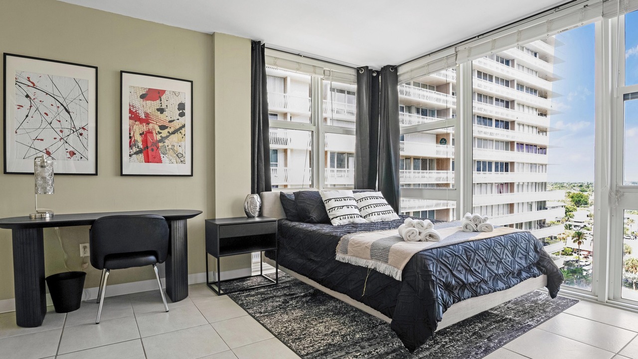 Photo of Bedroom in Galt Mile
