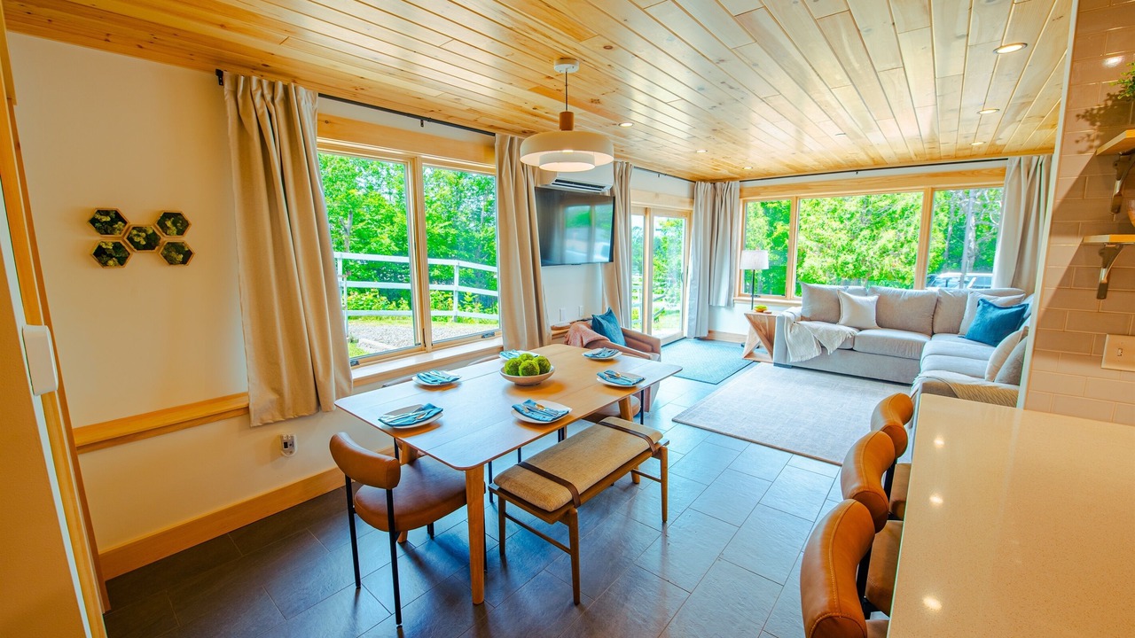 Photo of Livingroom in Carrabassett Valley