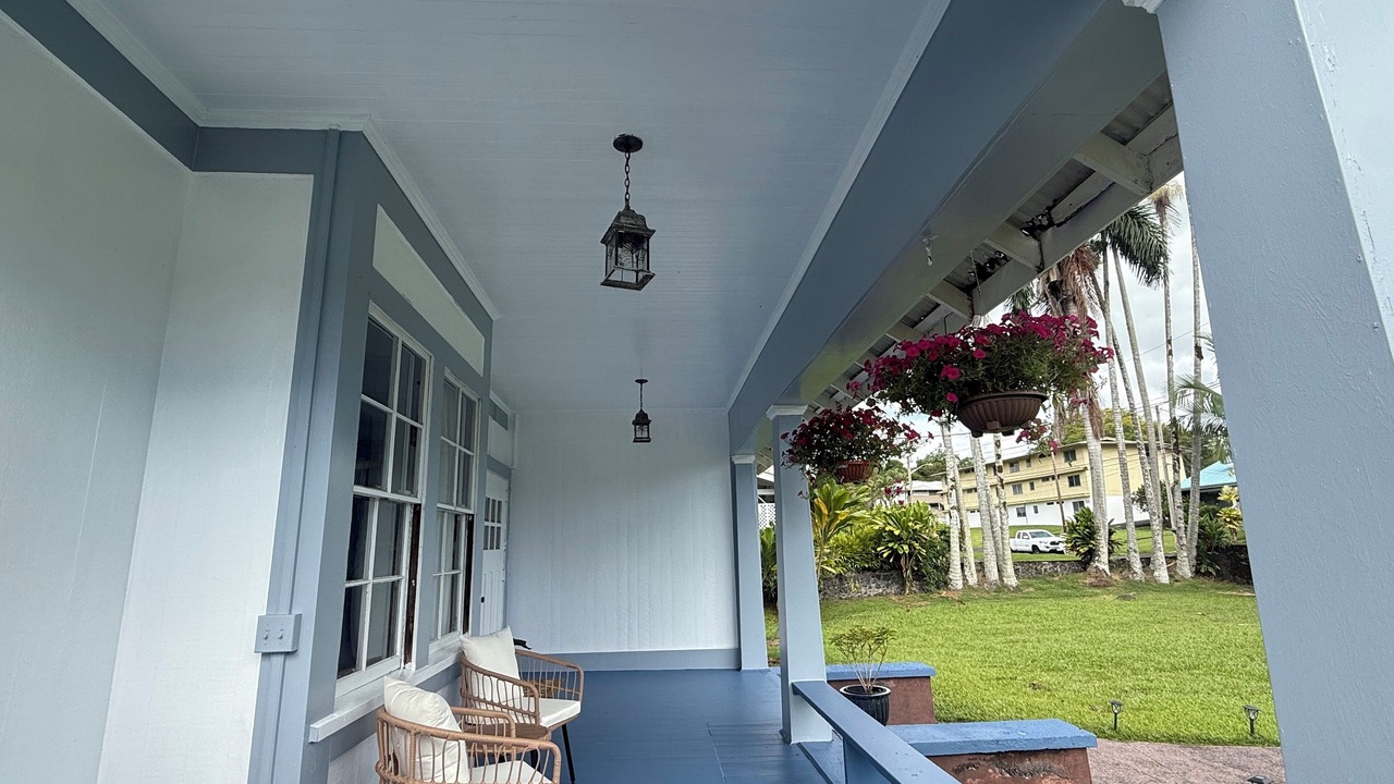 Photo of Patio Balcony in Hilo