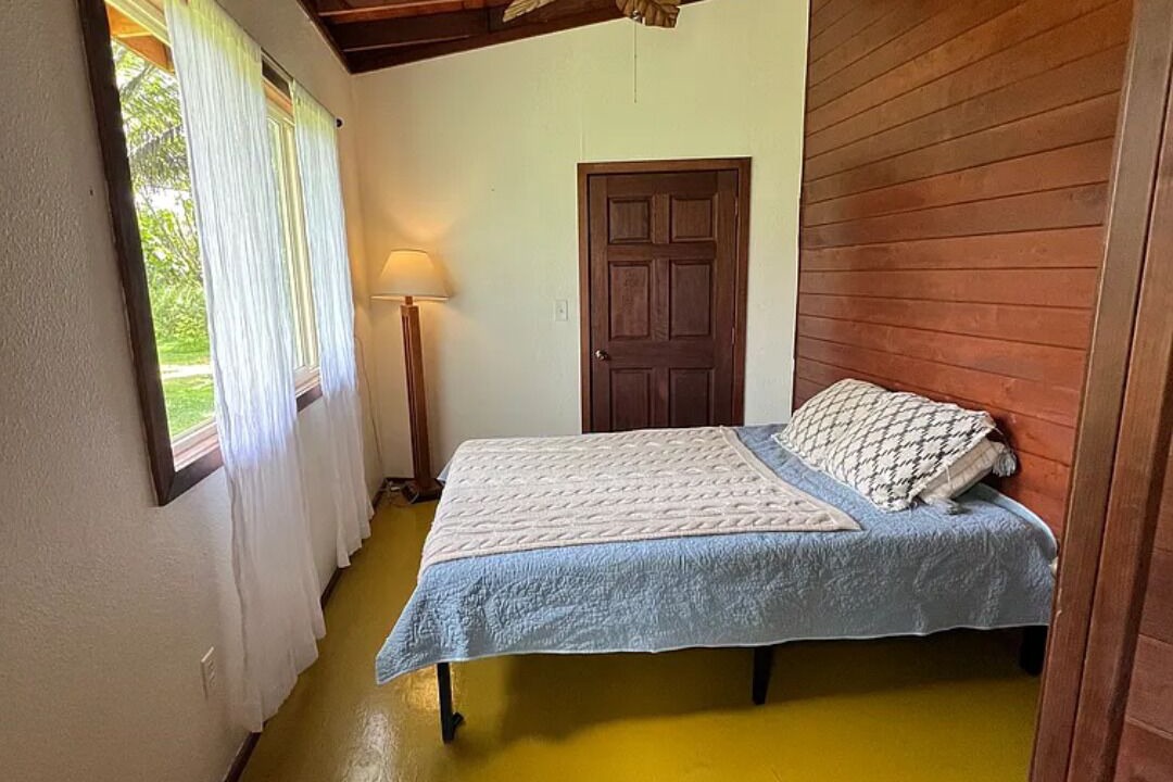 Photo of Bedroom in Kapoho