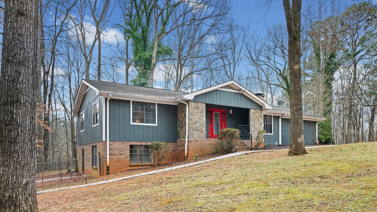 Photo of Outdoor in Cliftondale