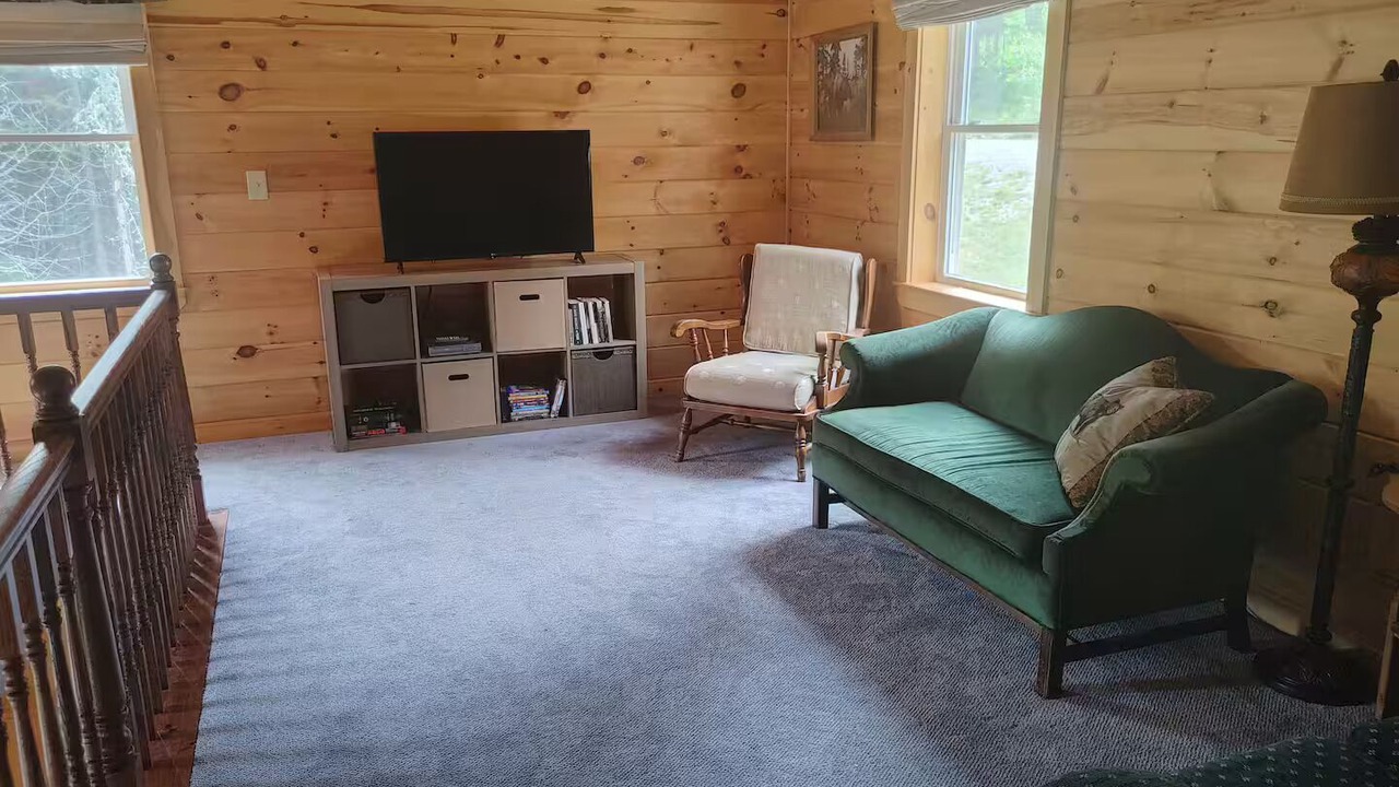 Photo of Livingroom in Caratunk