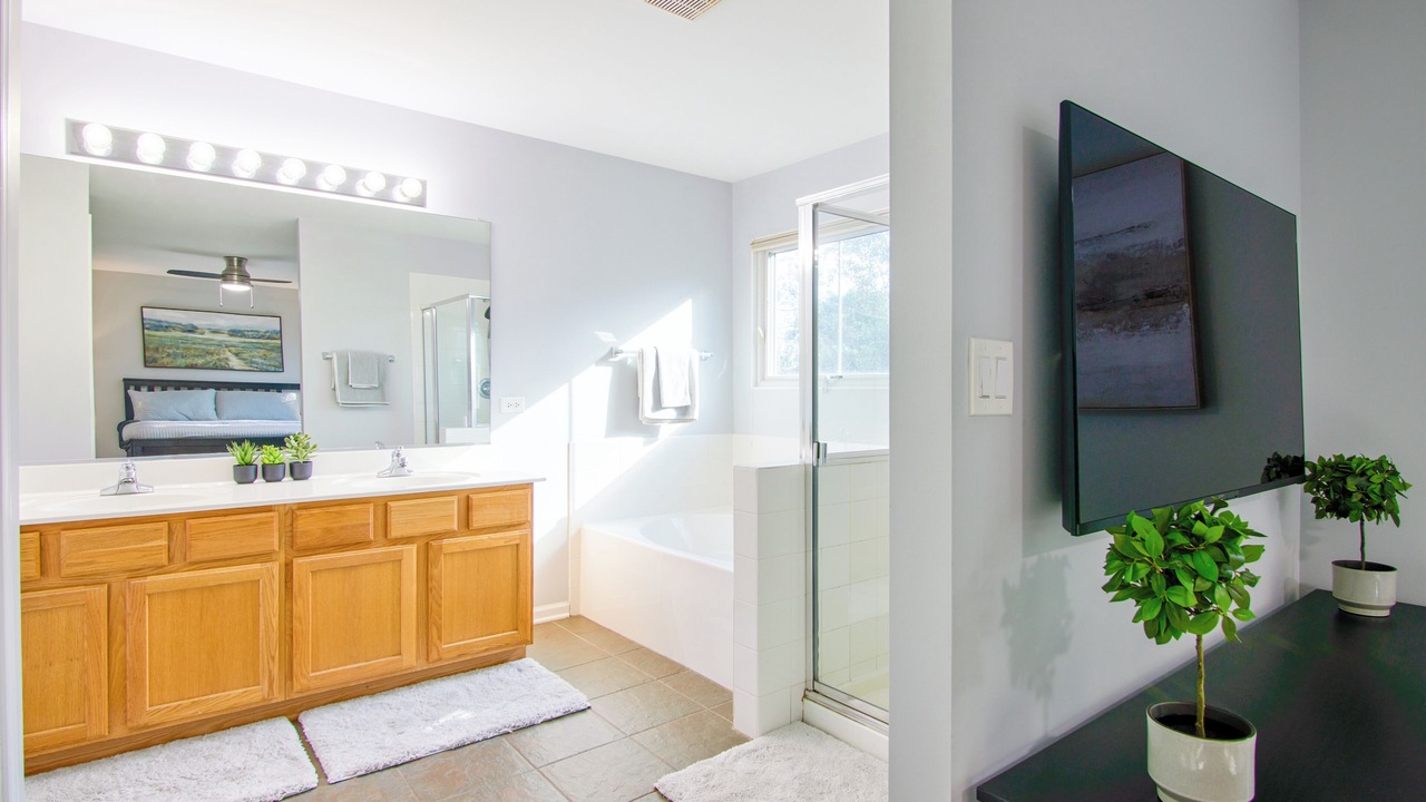 Photo of Bathroom in Bartlett