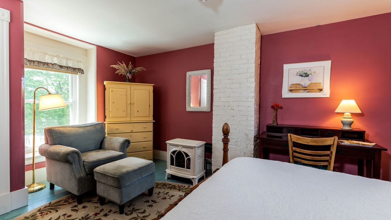 Photo of Bedroom in Hallowell