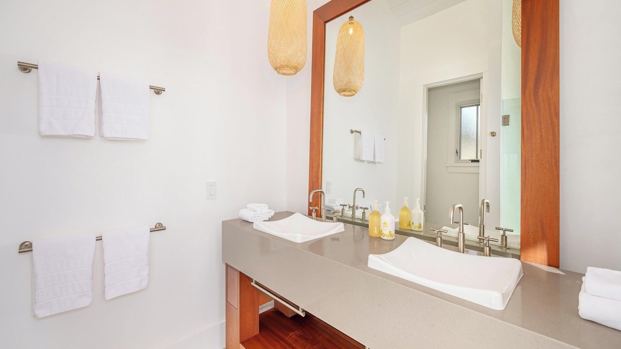 Photo of Bathroom in Poipu
