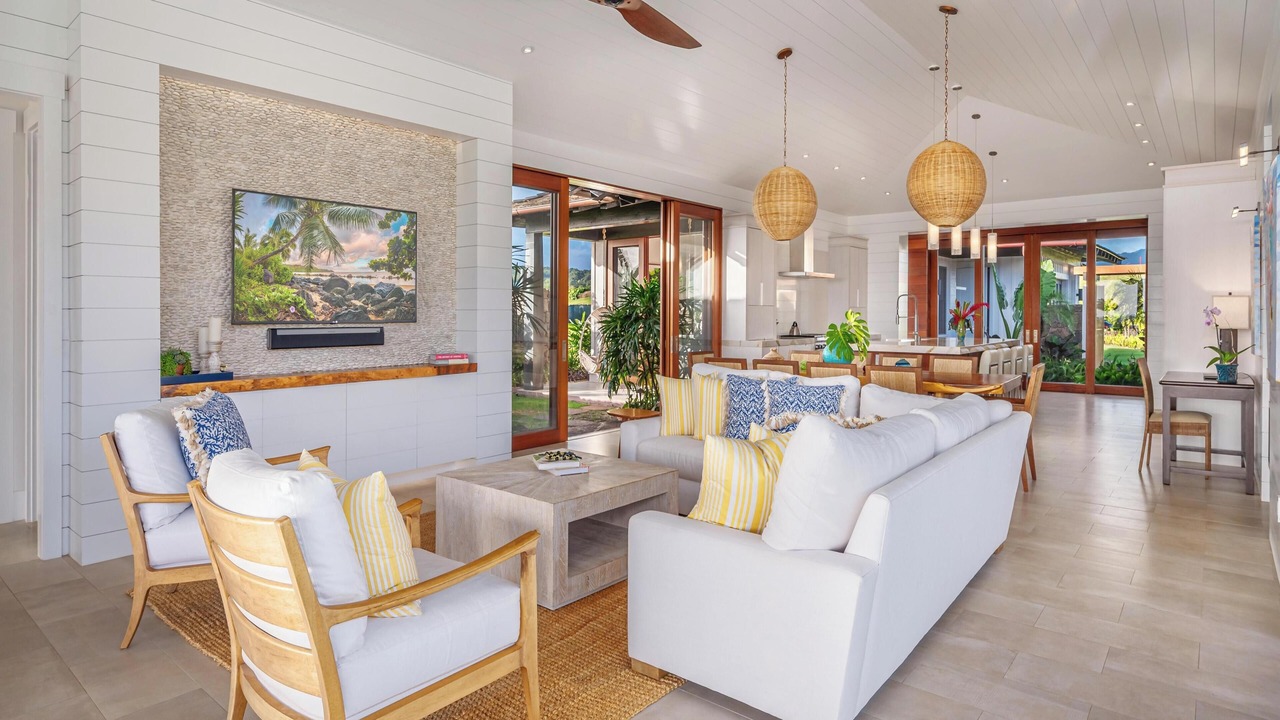 Photo of Livingroom in Poipu