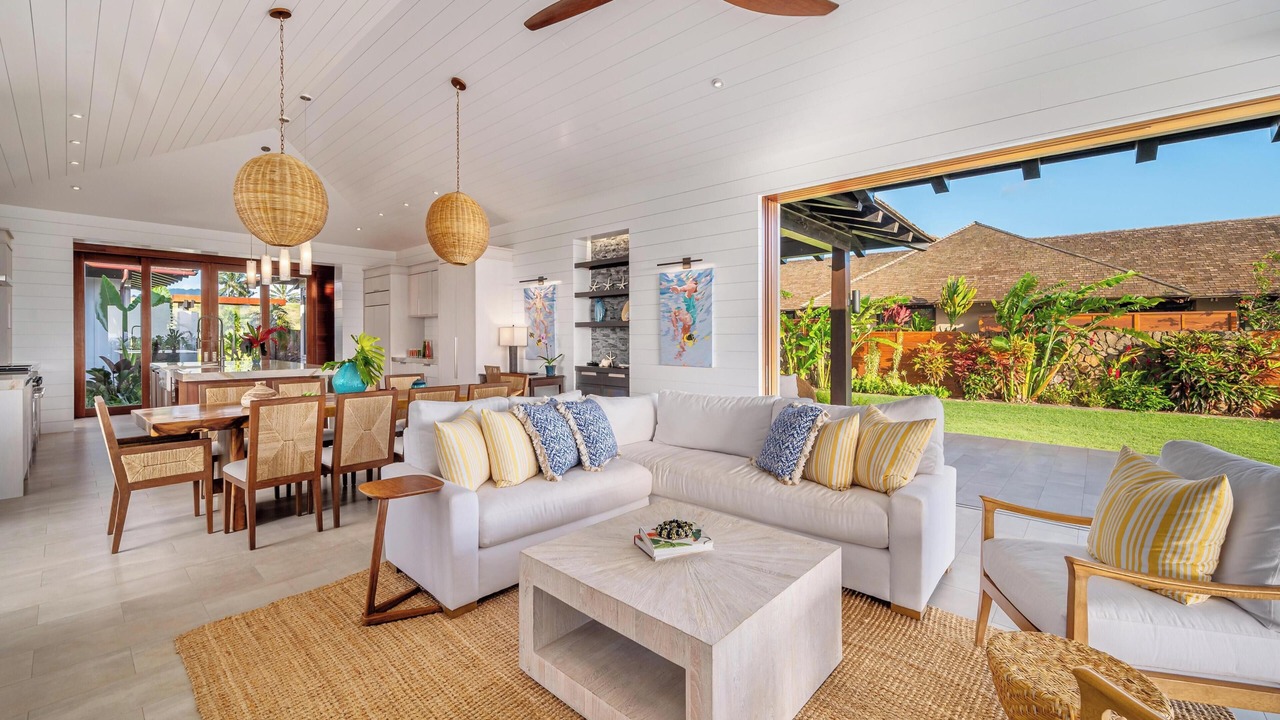 Photo of Livingroom in Poipu
