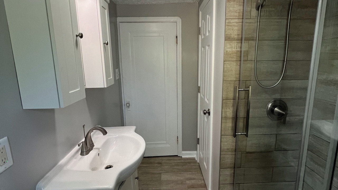 Photo of Bathroom in Kamm's Corners