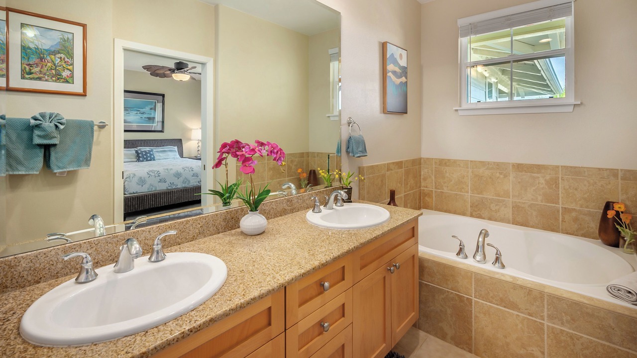 Photo of Bathroom in Princeville