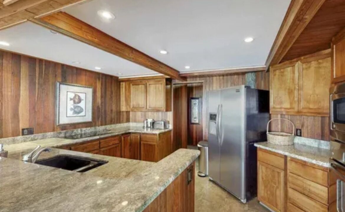 Photo of Kitchen in Napili