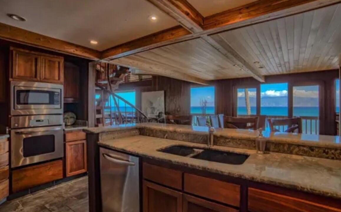 Photo of Kitchen in Napili