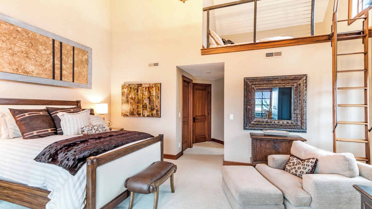 Photo of Bedroom in Village of Bloomfield