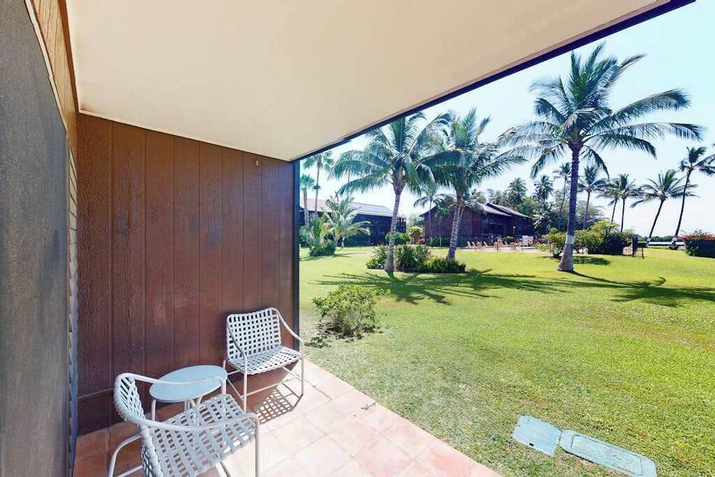 Photo of Patio Balcony in Kaunakakai