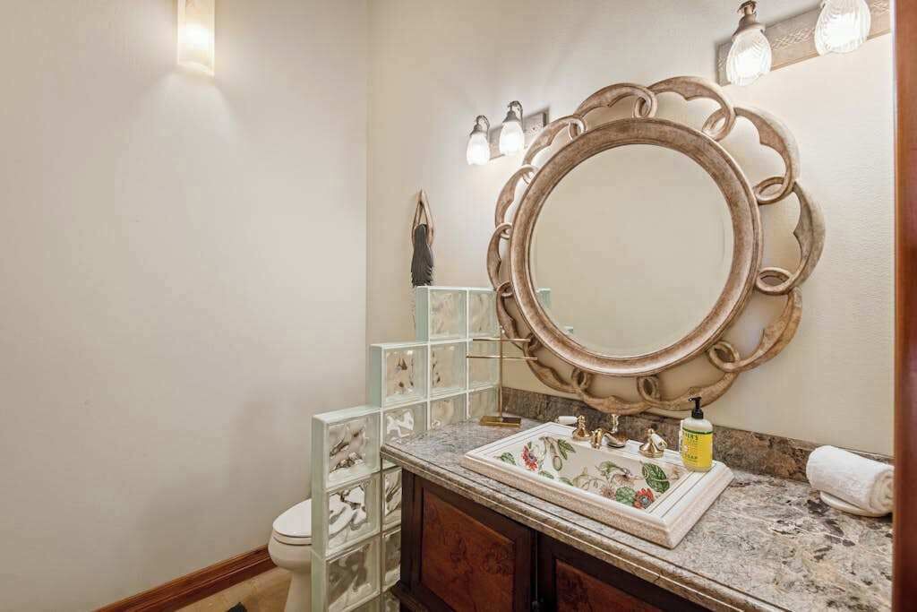 Photo of Bathroom in Honaunau-Napoopoo