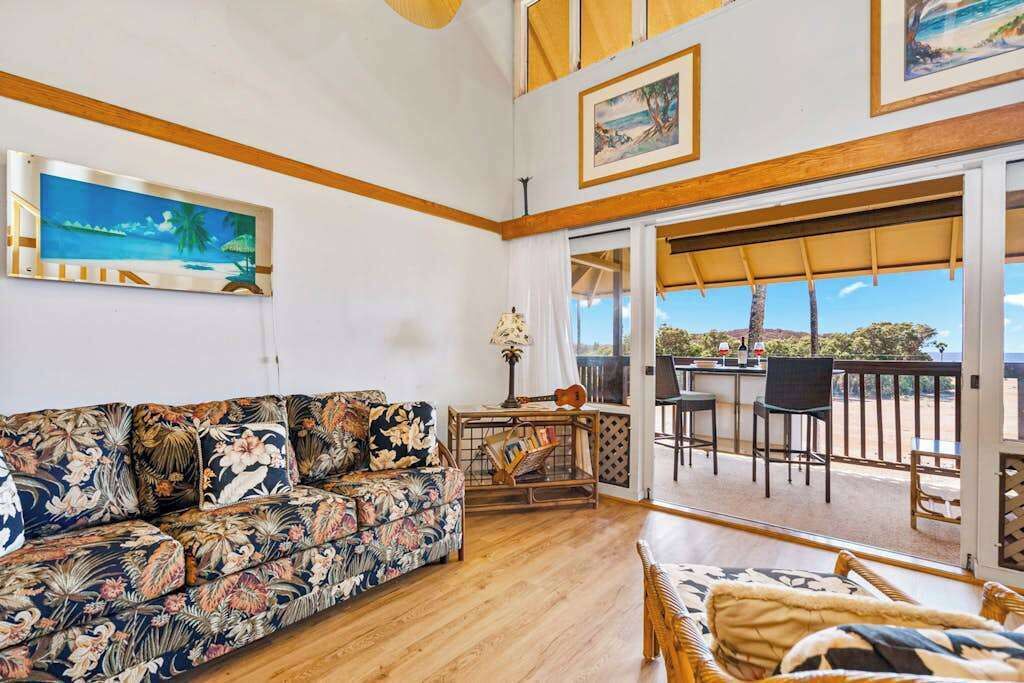 Photo of Livingroom in Maunaloa