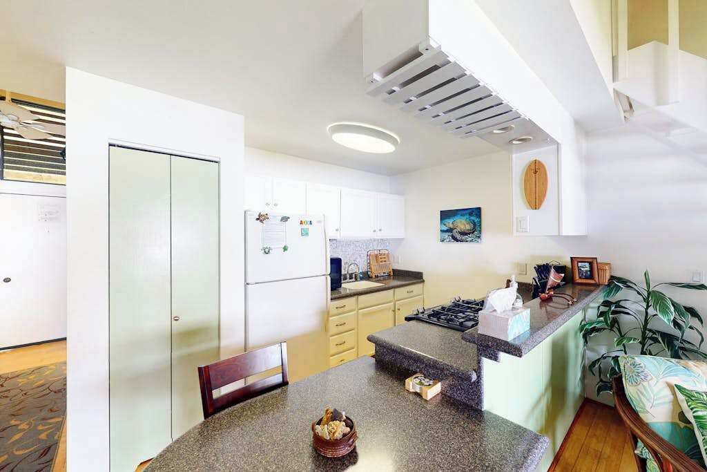 Photo of Kitchen in Kaunakakai