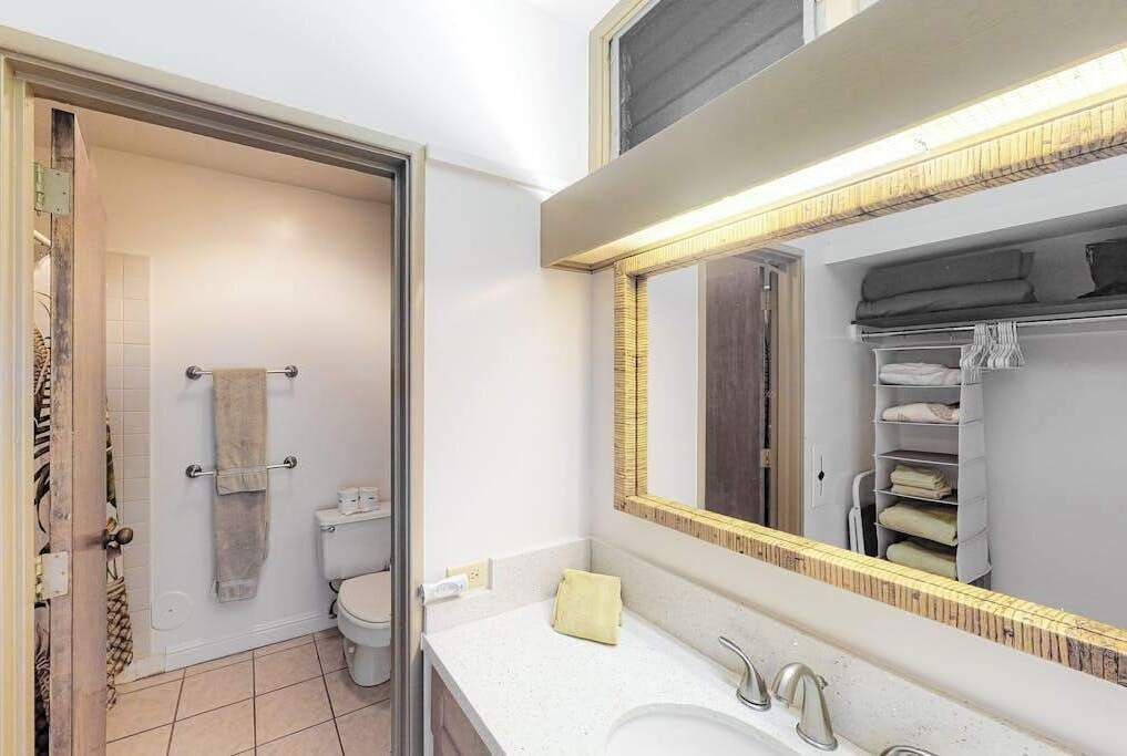 Photo of Bathroom in Maunaloa