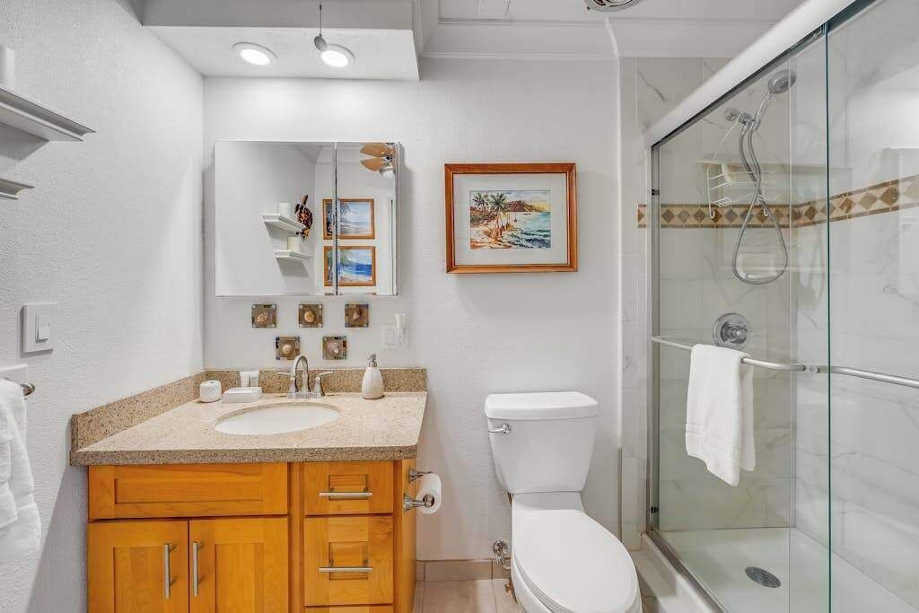 Photo of Bathroom in Ualapue