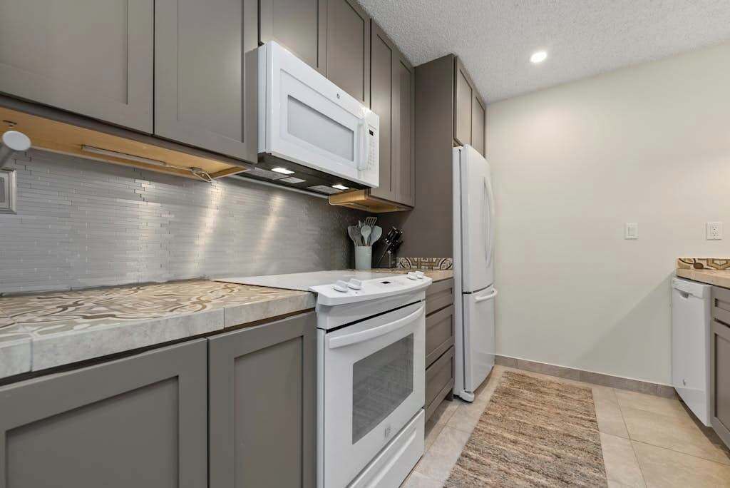 Photo of Kitchen in Maunaloa