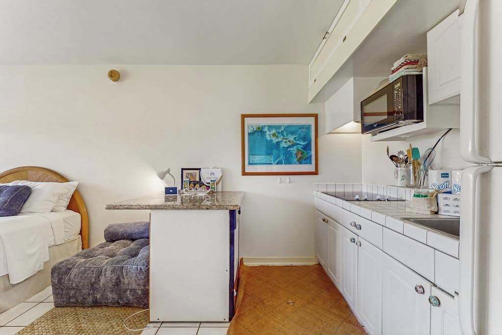 Photo of Kitchen in Maunaloa