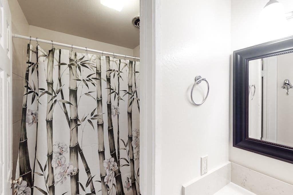 Photo of Bathroom in Ualapue