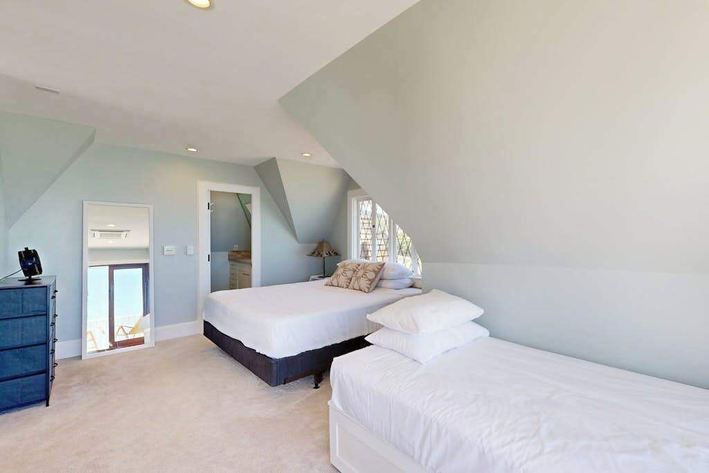 Photo of Bedroom in Diamond Head - Kapahulu - St. Louis