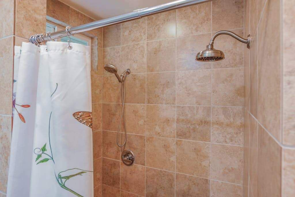 Photo of Bathroom in Volcano