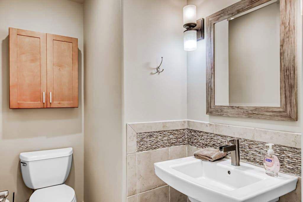 Photo of Bathroom in Kapoho